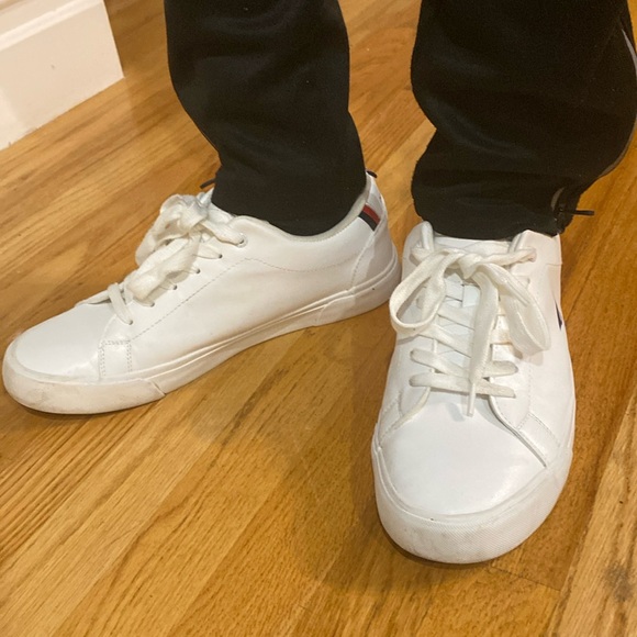 Nautica White Shoes sneakers size 10.5 - Picture 1 of 4